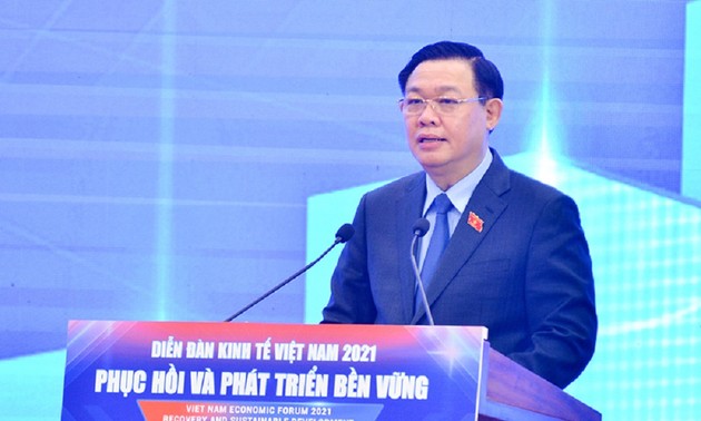 Vietnam moves toward recovery and sustainable development