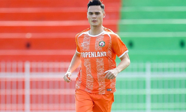 Vietnamese-German midfielder called up for national football team 