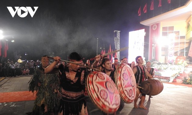 Kon Tum hosts folk performing arts festival 