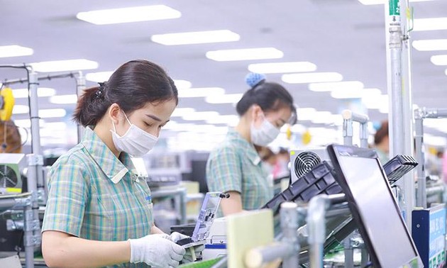 ADB says Vietnam’s economy likely to grow 6.5% in 2022