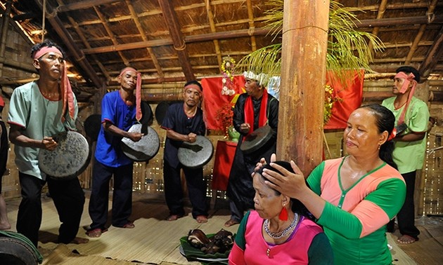 Filial piety ceremony of the Raglai people