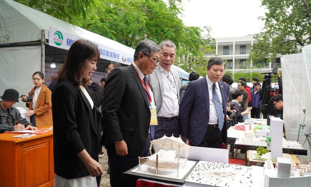 “STEM Career Academies in Central Vietnam” project launched