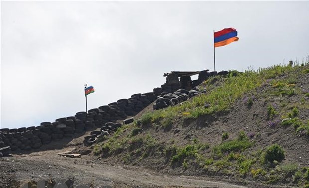 EU deploys Armenia-Azerbaijan border-monitoring mission