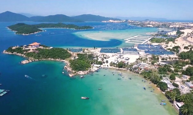 Ninh Thuan steps up investment promotion for rapid, sustainable economic development