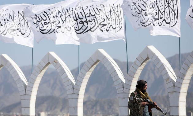 Taliban bans female NGO staff, jeopardizing aid efforts