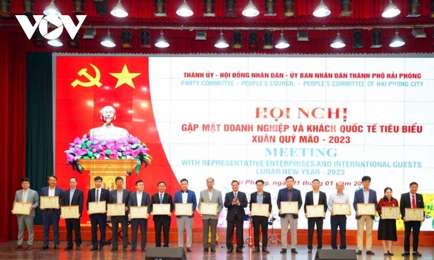 Hai Phong commends international enterprises and organizations 