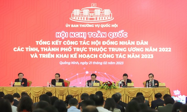 National conference reviews operations of provincial people’s councils