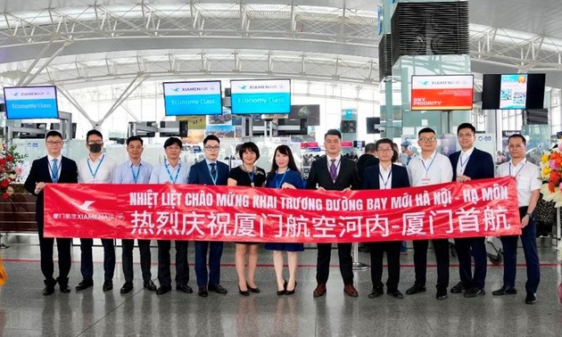 Direct flight between Xiamen and Hanoi launched