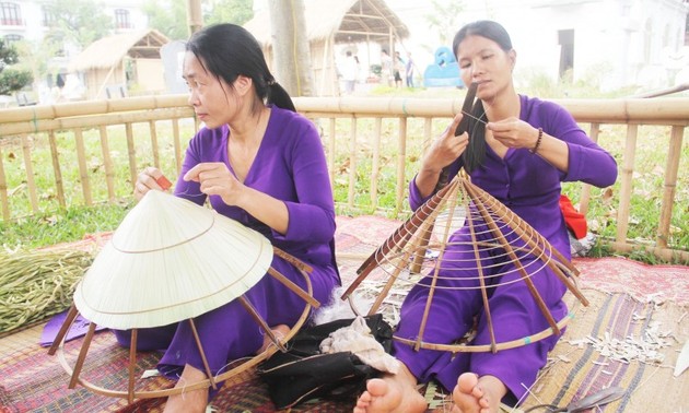 Thua Thien-Hue to host international conference on conical hats