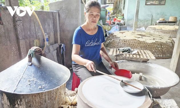 Da Nang city’s traditional craft villages rush into Tet season