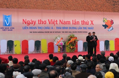 La 10e édition de la journée de la poésie du Vietnam