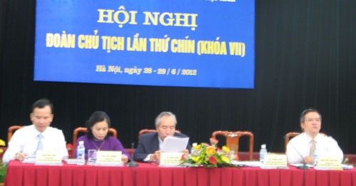 Neuvième conférence du présidium du Front de la Patrie du Vietnam