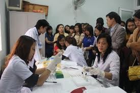 Célébration du 58ème anniversaire de la journée des médecins vietnamiens