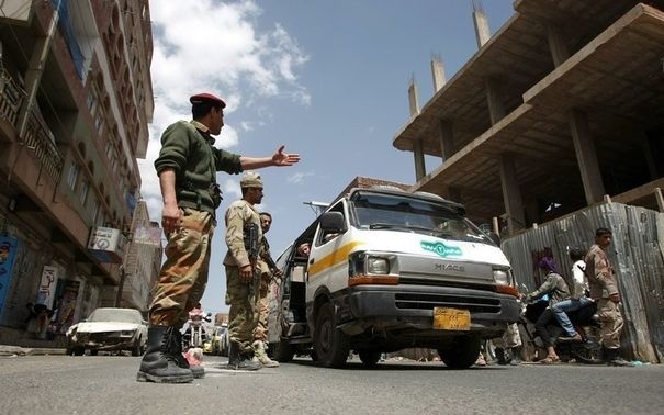 Yémen : 5 soldats tués