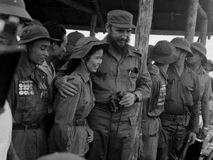 Les 40 ans de la visite du président cubain Fidel Castro au Vietnam