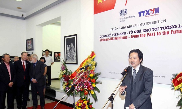 Une exposition sur les relations Vietnam-Royaume-Uni