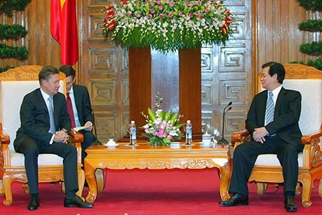 Le Vietnam soutient la coopération entre le groupe pétrolier national et Gazprom
