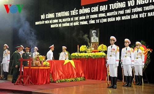 Funérailles du général Vo Nguyen Giap