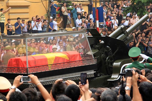 Les obsèques du général Giap largement couvertes par la presse étrangère