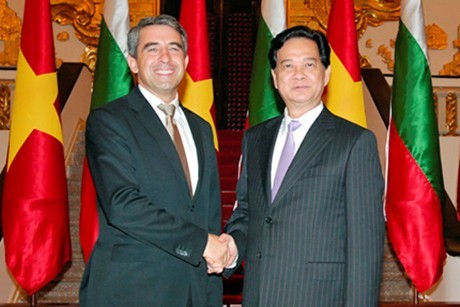 Le président bulgare reçu par le Premier Ministre vietnamien
