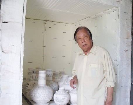 Nguyên Viêt, celui qui fait revivre l’émail céramique de céladon