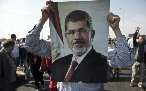 Egypte: douze partisans de Morsi condamnés à 17 ans de prison