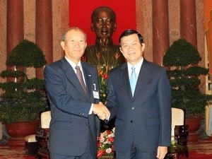 Le président Truong Tan Sang reçoit les entrepreneurs japonais