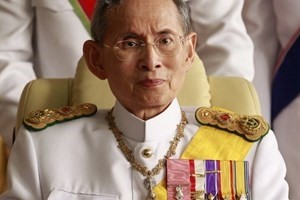 Thaïlande : le roi ratifie la dissolution du Parlement 