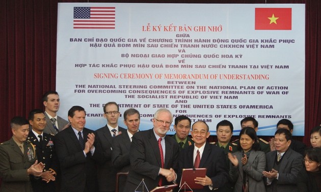 Vietnam et Etats-Unis coopèrent dans la  réparation des dommages causés par les bombes et les mines
