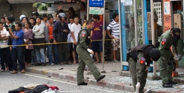 Thailande: conclusions des explosions contre des manifestants