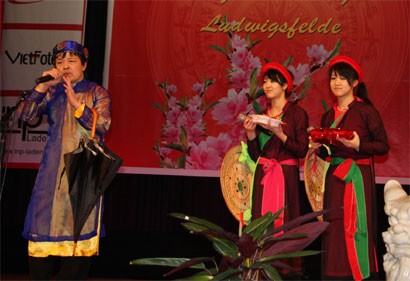De nombreux Vietnamiens de l’étranger rentrent fêter le Tet