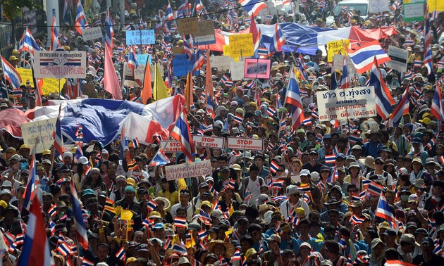 La Cour Pénale thaïlandaise demande l'arrestation des leaders de l'opposition