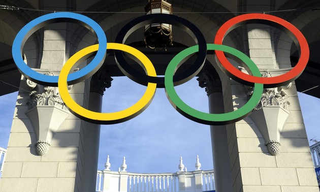 JO-2014: la flamme à Sotchi, la Russie "prête" pour les Jeux