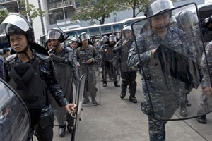 Thaïlande: l'armée appelle les parties à faire preuve de retenue