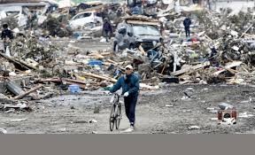 Fukushima : le Japon commémore les 3 ans de la catastrophe