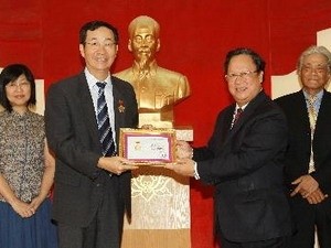 L’ambassadeur chinois au Vietnam Kong Xuanyou à l’honneur