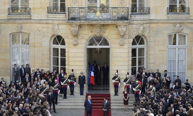 France: Manuel Valls complète son gouvernement 