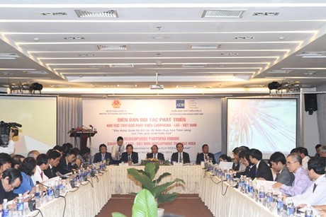 Renforcer la coopération économique du Triangle de développement Vietnam-Cambodge-Laos