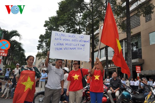 Plusieurs organisations de masse du Vietnam protestent contre l’installation illégale par la Chine