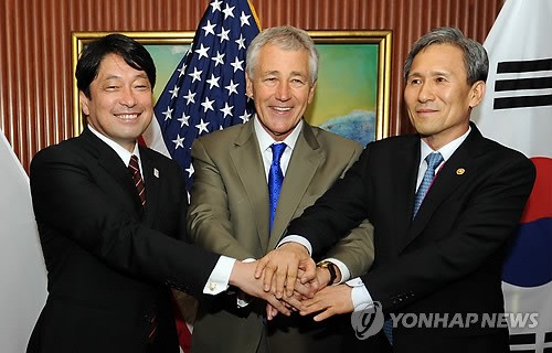 Une réunion des ministres de la Défense sud-coréen, américain et japonais devrait se tenir ce mois