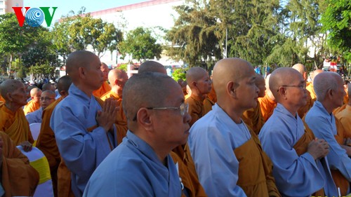 Le Vesak 2014 en l’honneur du 2558ème anniversaire de Bouddha