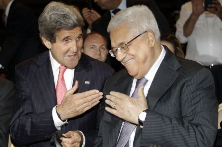 Processus de paix israélo-palestinien: rencontre Kerry-Abbas jeudi à Londres