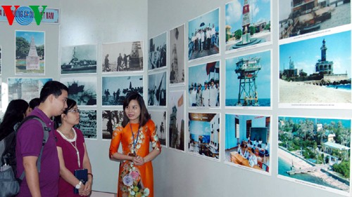 Vernissage à Lâm Dông de l’exposition sur les archipels Truong Sa et Hoàng Sa