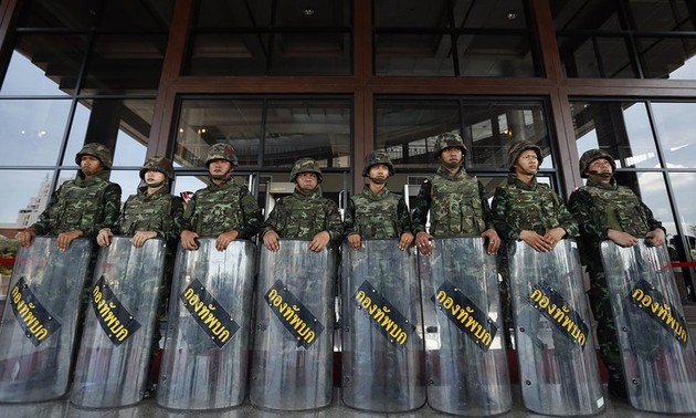  Thailande : Un millier de soldats thaïlandais dans les rues
