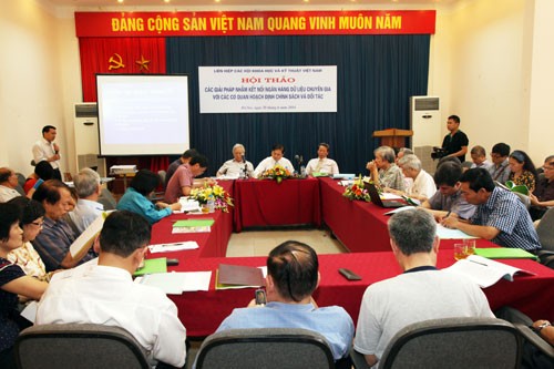 Améliorer la qualité de la banque de données des experts vietnamiens