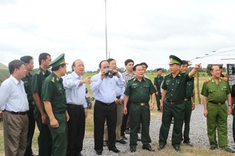 Nguyen Xuan Phuc fait l’inspection de la lutte contre la contrebande à Tay Ninh