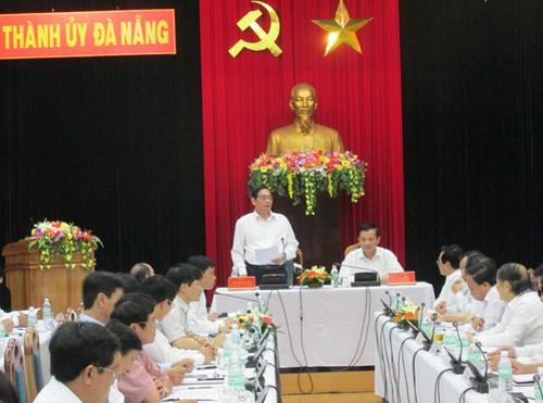 Lê Hông Anh travaille avec les autorités de Danang
