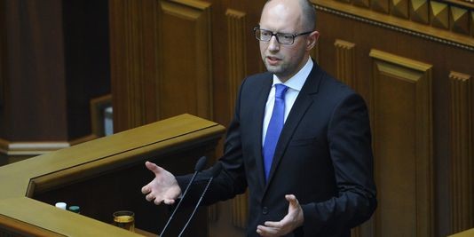 Ukraine: Le Parlement rejette la démission du Premier ministre Iatseniouk 