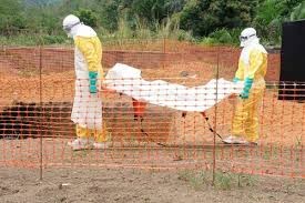 Ebola continue de progresser, les chiffres sous-évalués selon l’OMS