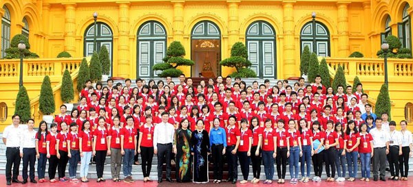 Nguyen Thi Doan : l’éducation est la première politique nationale